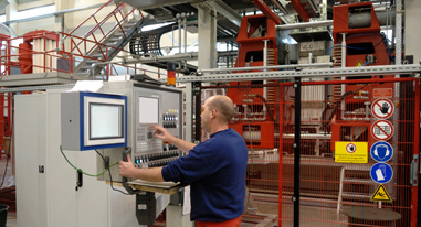 Training Human Factor in Engineering and Design Ergonomy