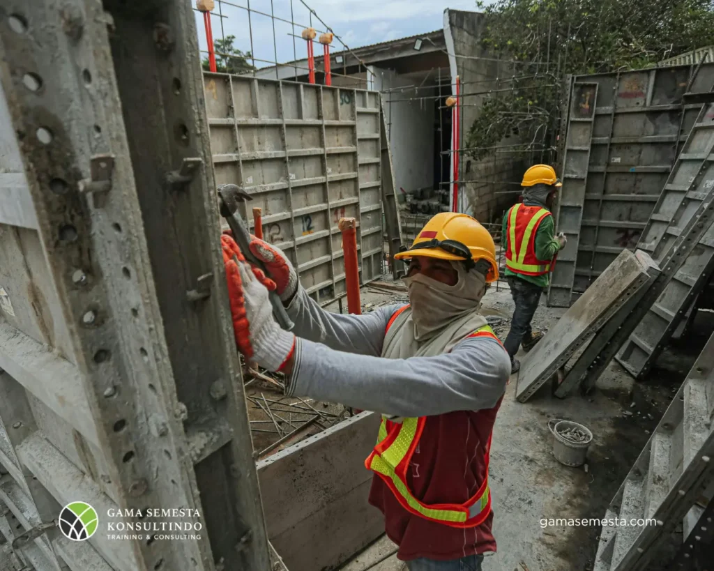 cost estimator bidang konstruksi